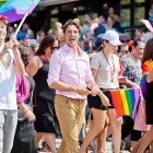 https://commons.wikimedia.org/wiki/File:Justin_Trudeau_at_the_Vancouver_Pride_Parade_-_2018_%2843155394824%29.jpg