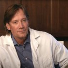 Fotograma de 'Faith under fire', la película protagonizada por Kevin Sorbo en 2020.