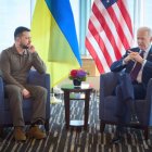 Volodymir Zelensky y Joe Biden durante la reunión del G-7 en Hiroshima (Japón)