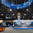 Trabajadores ultiman los preparativos en el centro de archivo de medios y la sala de giro para el debate presidencial de ABC News entre la candidata demócrata a vicepresidenta Kamala Harris y el candidato republicano a expresidente de EE.UU. Donald Trump, en Filadelfia, Pensilvania, el 9 de septiembre de 2024. Harris y Trump ultimaron sus preparativos el lunes, en vísperas de su primer -y posiblemente único- debate televisado antes de las elecciones presidenciales estadounidenses de 2024, en las que todo está en juego. A menos de dos meses del día de las elecciones, el cara a cara podría ser un punto de inflexión en una amarga contienda entre la vicepresidenta demócrata y el ex presidente republicano.
*** Translated with www.DeepL.com/Translator (free version) ***