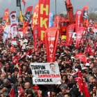 Cientos de miles de personas marcharon en Estambul