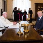 El papa Francisco y Donald Trump durante el primer mandato del republicano.