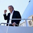 Trump en el Air Force One/ Mandel Ngan