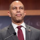 El líder demócrata de la Cámara de Representantes de Estados Unidos, Hakeem Jeffries