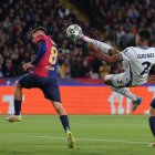 Denzel Dumfries, carrilero del Inter, marcado el segundo gol ante el Barcelona