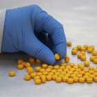 Pastillas de fentanilo analizadas en un laboratorio de la DEA