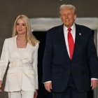 Pam Bondi (i) y Donald Trump (d) en una imagen de archivo