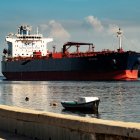 El petrolero de bandera liberiana SCF PRIME llega a la bahía de La Habana (Archivo)