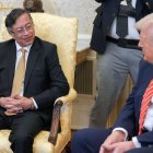 Gustavo Petro y Donald Trump, durante una reunión en la Casa Blanca. Febrero de 2026