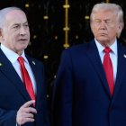 Netanyahu y Trump, durante una reunión en Palm Beach, Florida. Diciembre de 2025