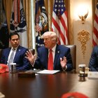 El presidente Trump durante la reunión de gabinete que mantuvo este miércoles.