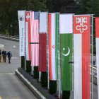 Las banderas de Suiza, Estados Unidos, Qatar, Pakistán y el cantón suizo de Nidwalden