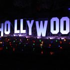 Una réplica del cartel de Hollywood para una película (Archivo)