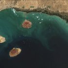 Esta imagen satelital muestra una vista panorámica de la parte norte del Estrecho de Ormuz