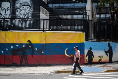 VENEZUELA-OIL-STRIKE