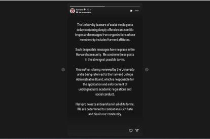Instagram story Universidad de Harvard
