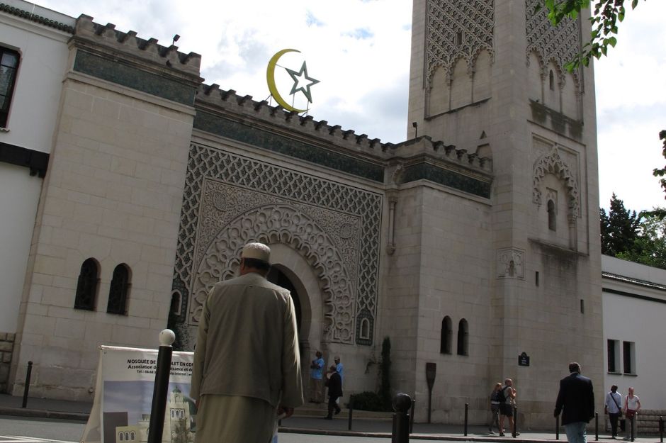 Practicing Muslims outnumber Catholics for the first time in France