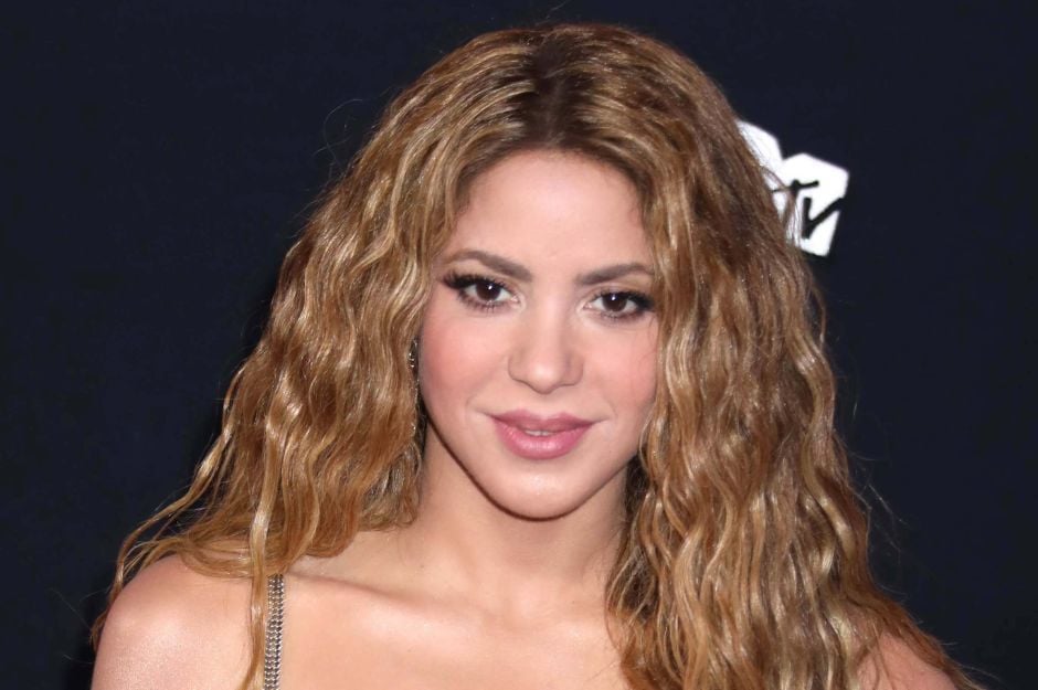 Shakira announces her new album: Women No Longer Cry