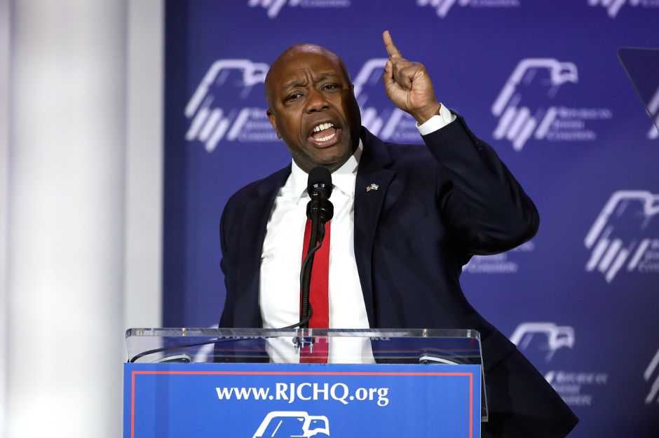 Blow To Haley Campaign: Senator Tim Scott Makes His Support For Trump 