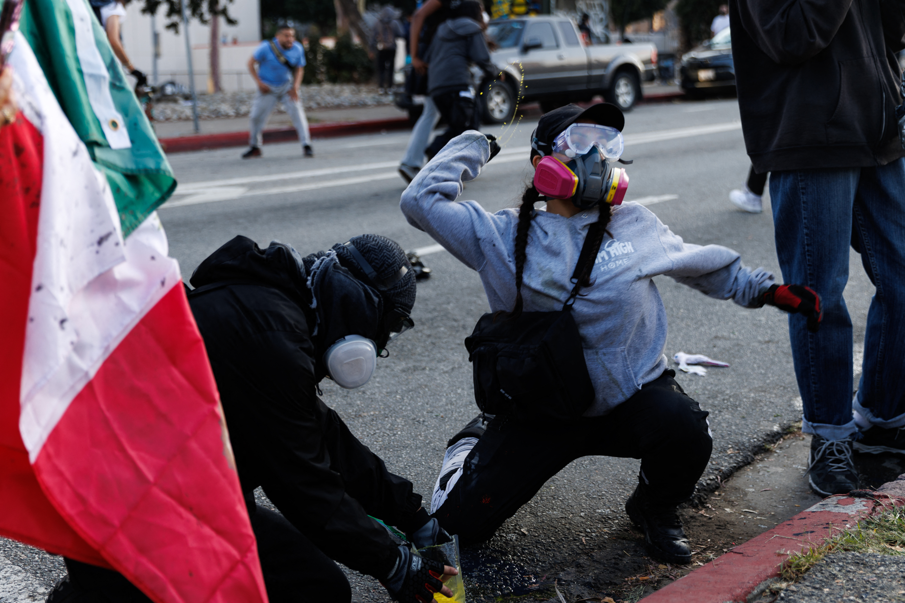 Deputy Mayor of Cudahy, California urges criminal gangs to fight ICE ...