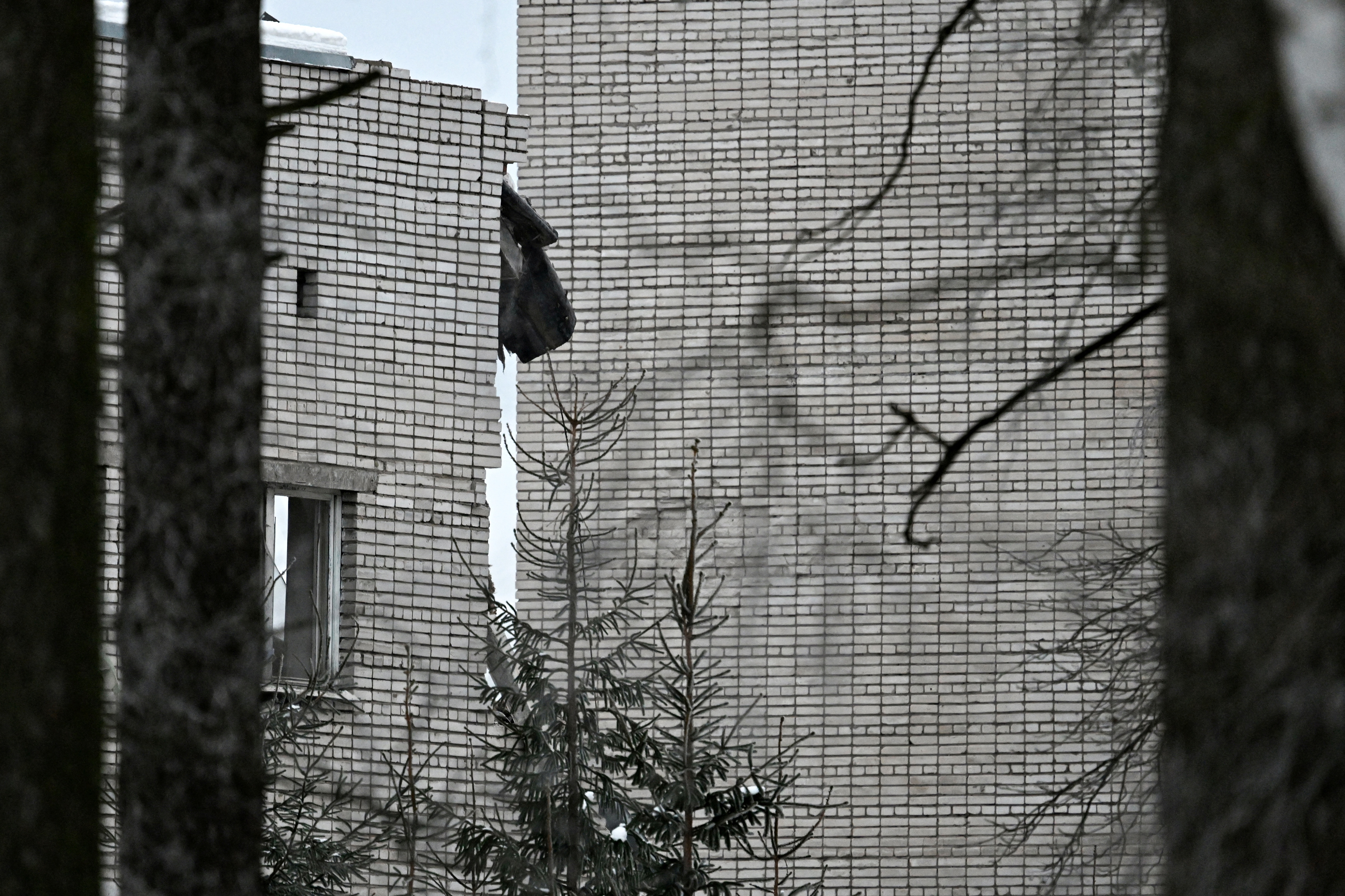 Collapse at Russian military base near St. Petersburg leaves at least ...
